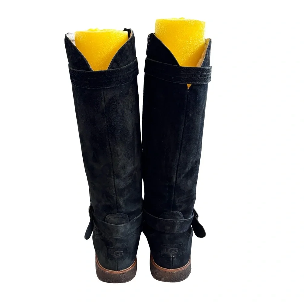 Ugg Women’s Gellar Black Suede Boots Sz 9
